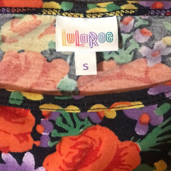 LuLaRoe Irma Floral Tunic - Picture 2 of 2